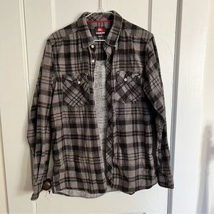 Gray Quiksilver flannel shirt